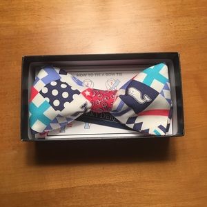 Vineyard Vines Bow Tie